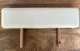 2 Zijsteunen crème met houten pootjes C-line